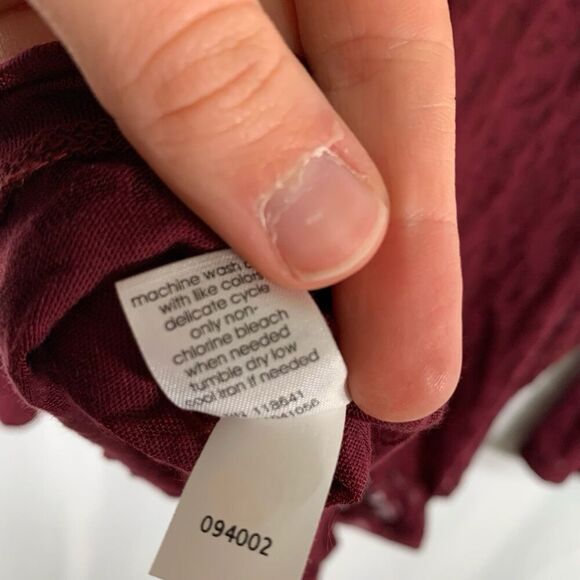 New Lane Bryant Blouse Womens 18 20 Red Semi Sheer Long Sleeve Vneck Lightweight - Picture 7 of 8